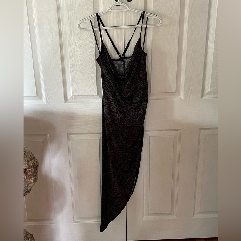 Forever 21 Black/green Asymmetrical Slip Dress